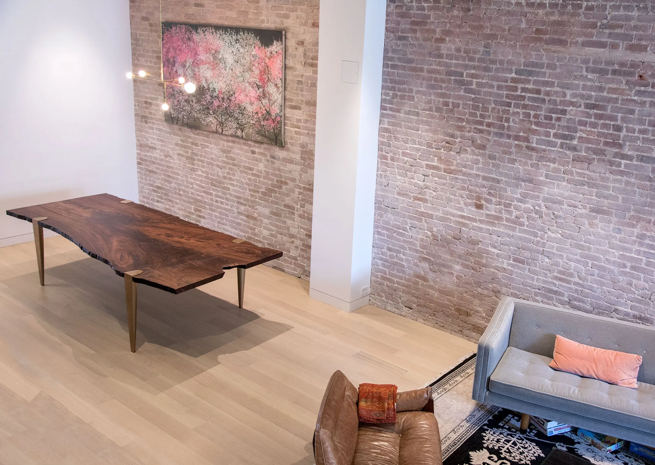 CRITICAL MASS DINING TABLE