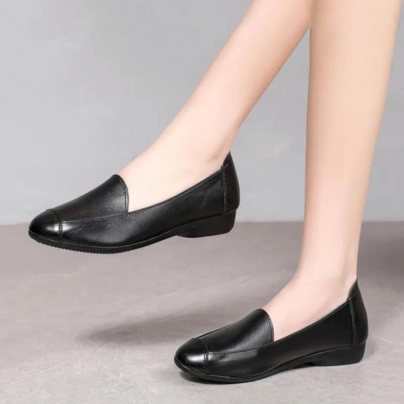 Genuine Leather Casual Single Shoes Women Spring Autumn Soft Leather Soft Sole Mother Shoes Flat Peas Shoes