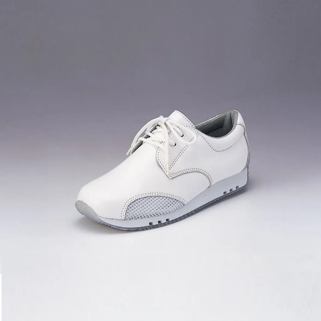 Nagai Leben Synthetic Leather Shoes White Each