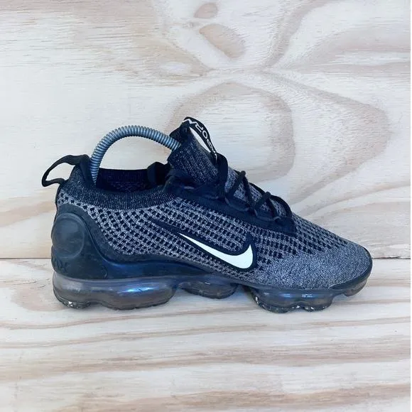 Nike - Air Vapormax FK - Sneakers - Black - Kids Big Unisex - 5.5Y - DB1550-006