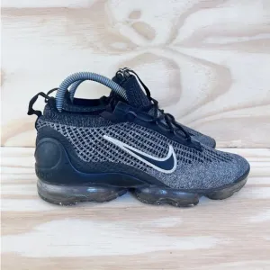 Nike - Air Vapormax FK - Sneakers - Black - Kids Big Unisex - 5.5Y - DB1550-006