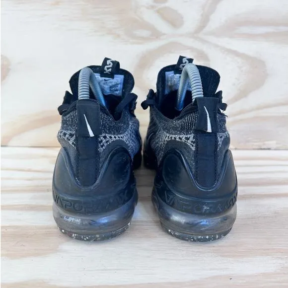 Nike - Air Vapormax FK - Sneakers - Black - Kids Big Unisex - 5.5Y - DB1550-006