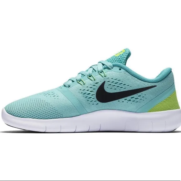 Nike Free RN GS
