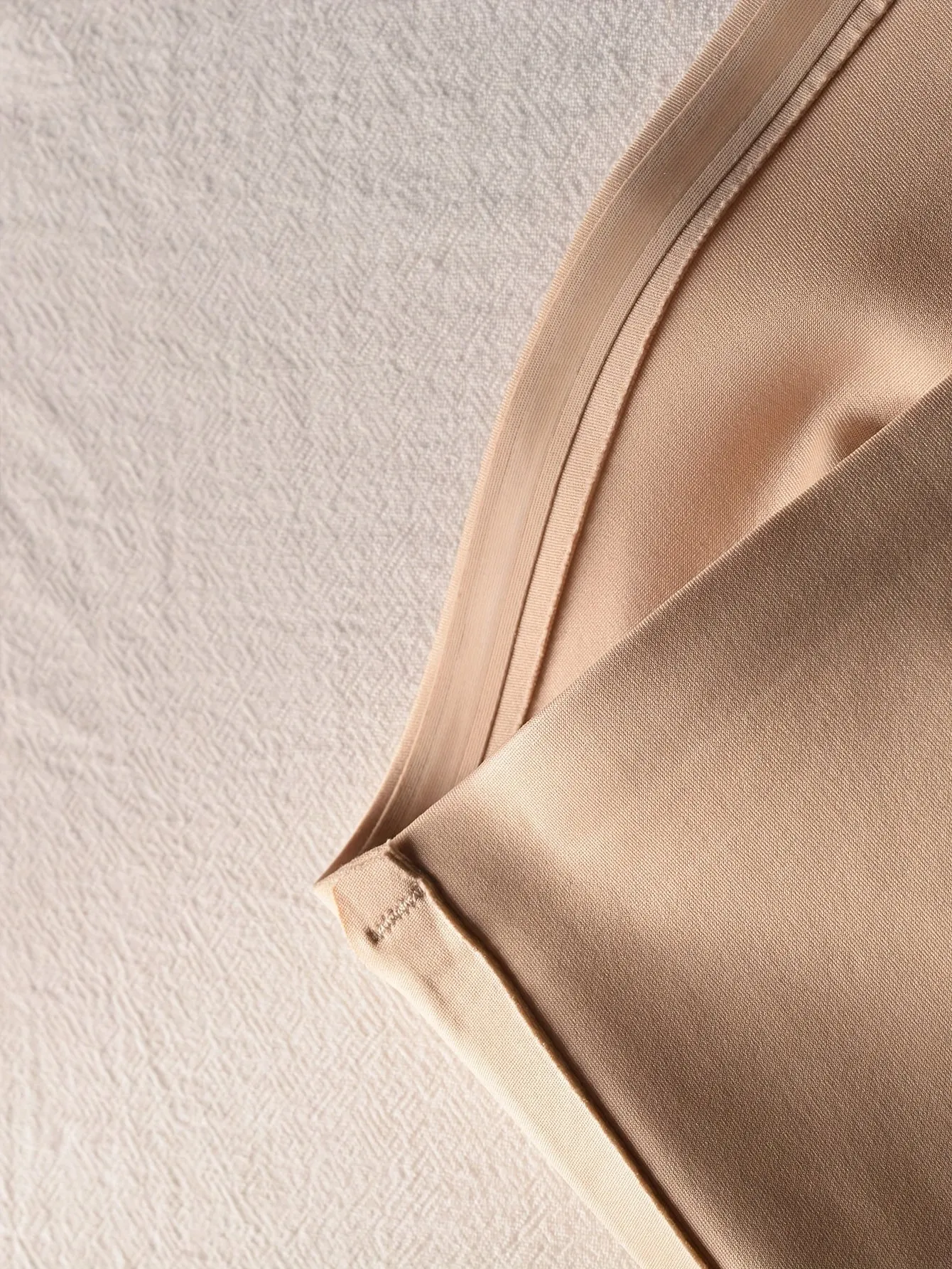 Silky Bustier Bra for Women - Elegant Seamless, Anti-Slip, No Underwire, Front Closure