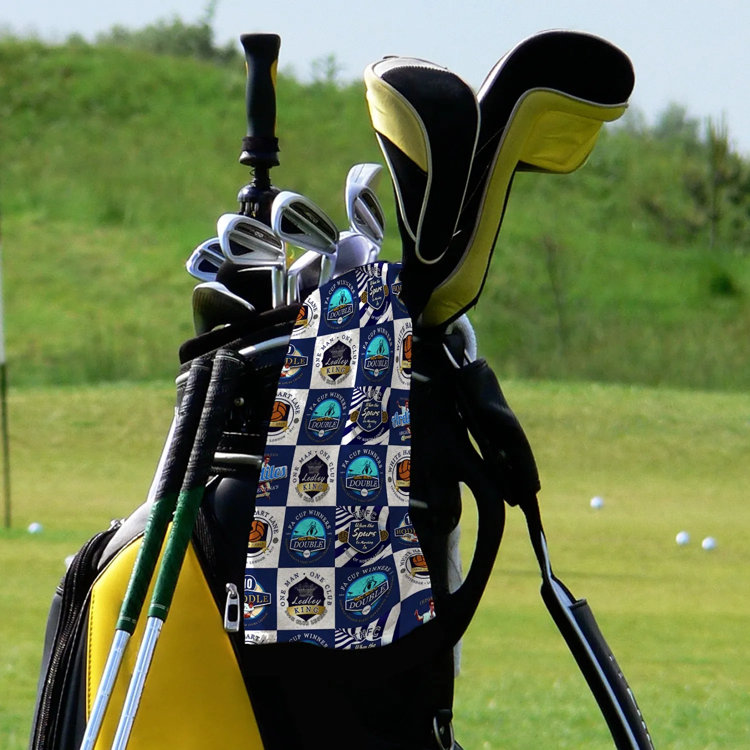 Totts - Football Legends - Retro Lightweight, Microfibre Golf Towel