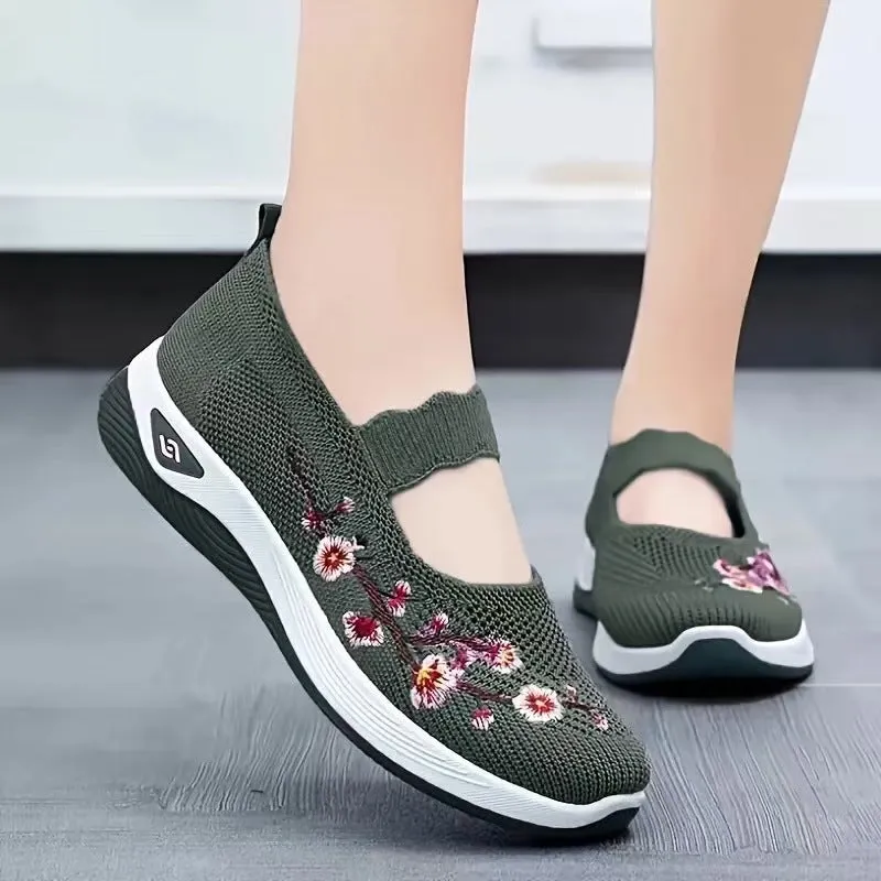 TRACY | ORTHOPAEDIC SLIP-ON SHOES WITH FLOWER EMBROIDERY