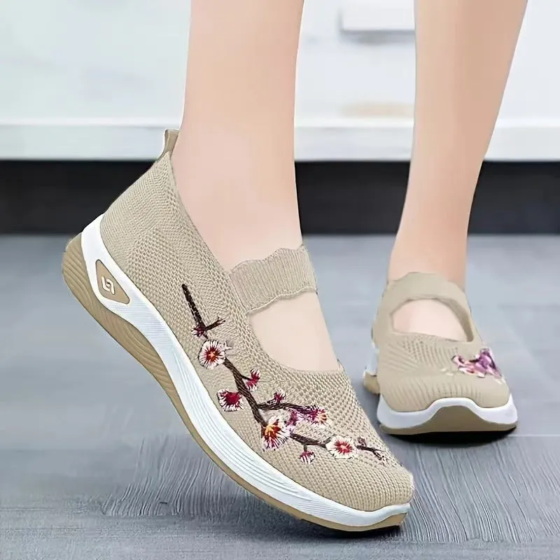 TRACY | ORTHOPAEDIC SLIP-ON SHOES WITH FLOWER EMBROIDERY