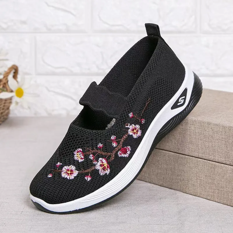 TRACY | ORTHOPAEDIC SLIP-ON SHOES WITH FLOWER EMBROIDERY