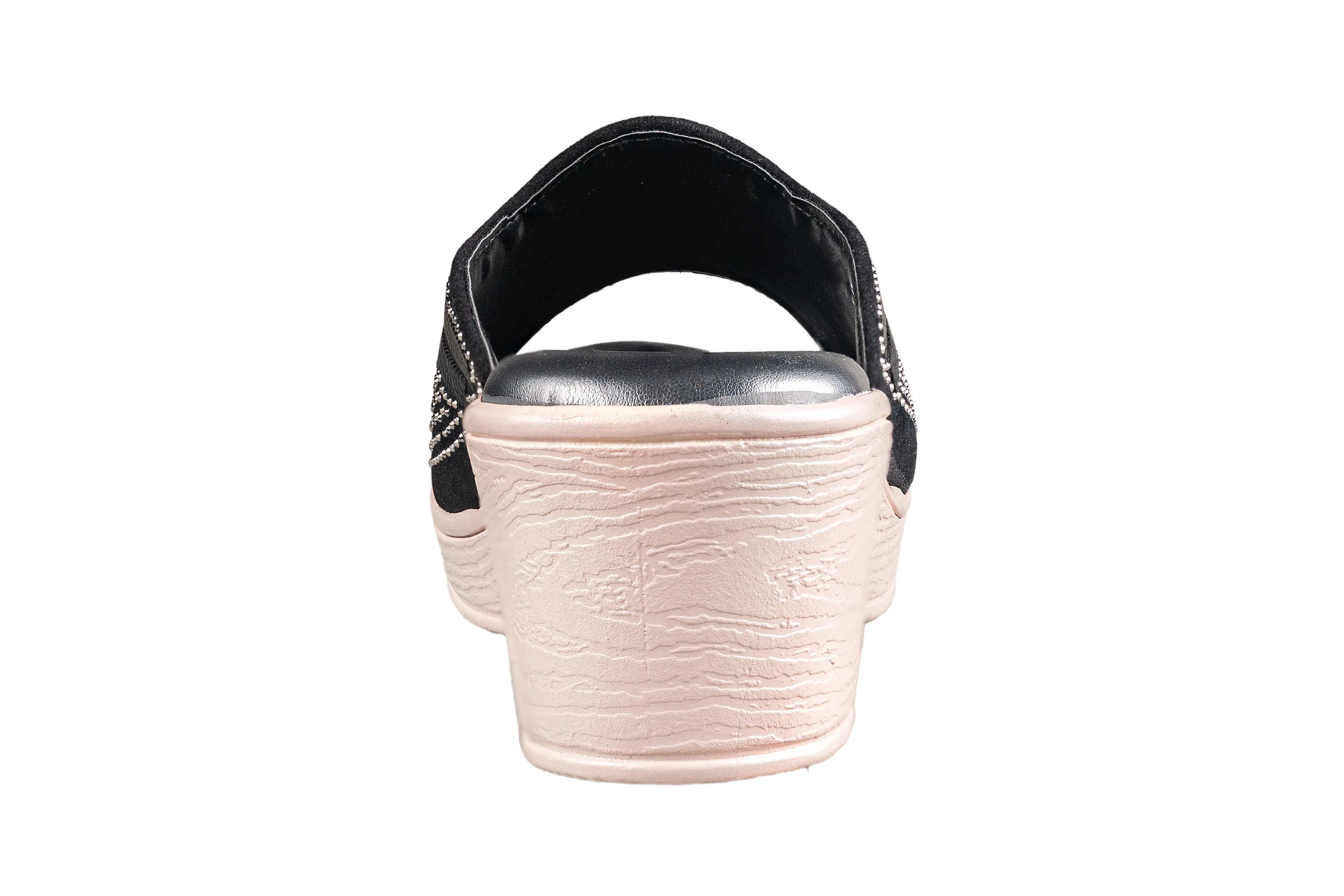 Trendz Ladies Black Chappal (Trnz C 250109)