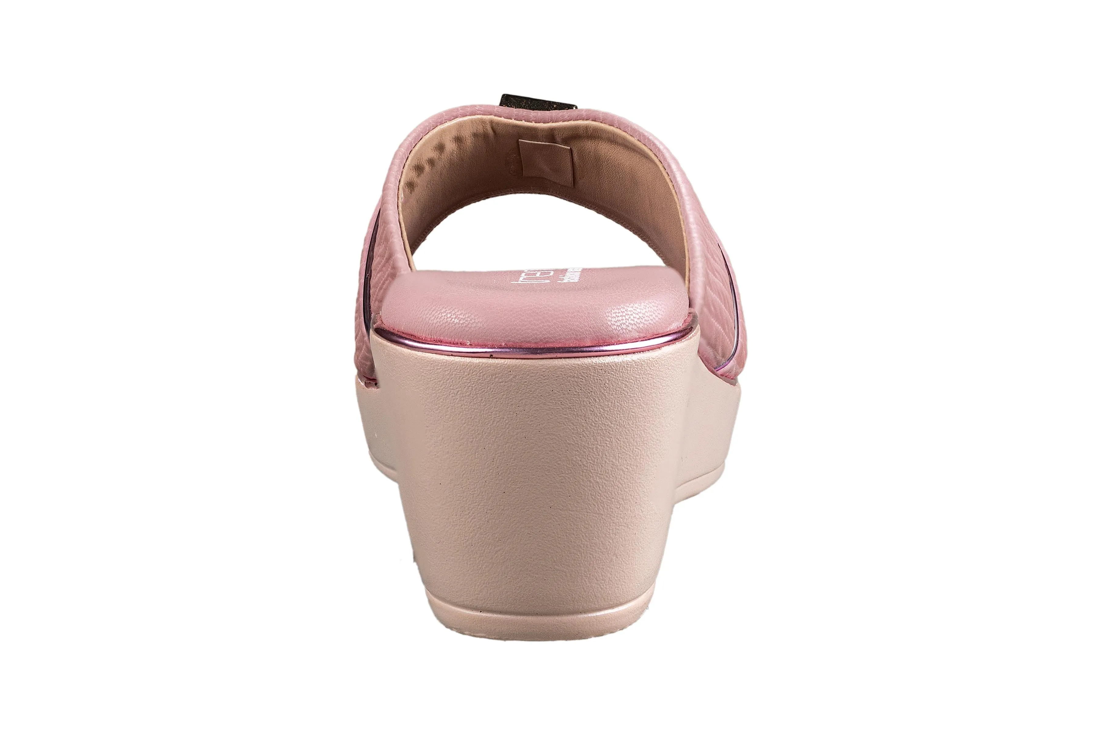 Trendz Ladies Wood Rose Chappal (Trnz C 241225)